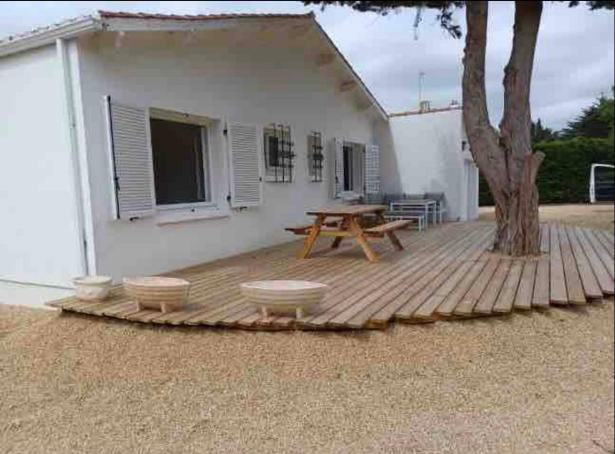 A 30 Min De L'ile Aux Mimosa Maison Vendeenne Avec Jardin Sallertaine
